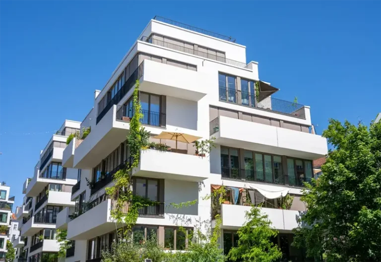 Aenean tempus, felis vel luctus varius, risus erat lacinia nunc